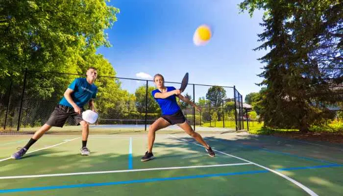 can you spike in pickleball? complete beginner guide