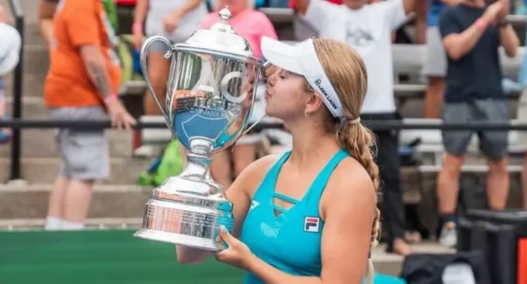 Anna Leigh Waters Takes Gold in Women's Single