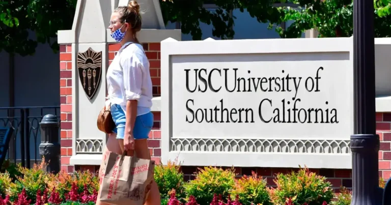 Pickleball is hugely popular at USC, but the outdoor courts were permanently closed 