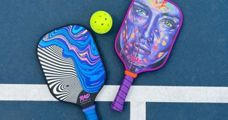 Are certain pickleball paddle designs distracting during gameplay?